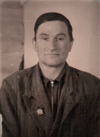 ОНИ ПРИБЛИЖАЛИ ПОБЕДУ. СЕРГЕЙ ХОХЛОВ