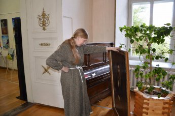 Портрет Н.Д. Бутина готовят к реставрации к 200-летию купца и 150-летию картины
