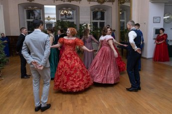 Нерчинский музей приглашает на Рождественский бал для гостей  18+