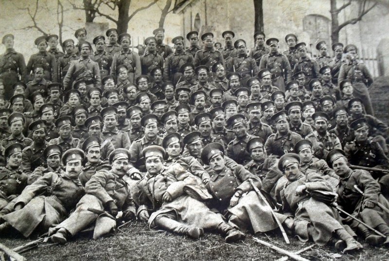ГАЛЕРЕЯ КАЗАЧЬИХ ПОРТРЕТОВ. К 130-ЛЕТИЮ ЗАБАЙКАЛЬСКОГО КАЗАЧЬЕГО ПОЛКА
